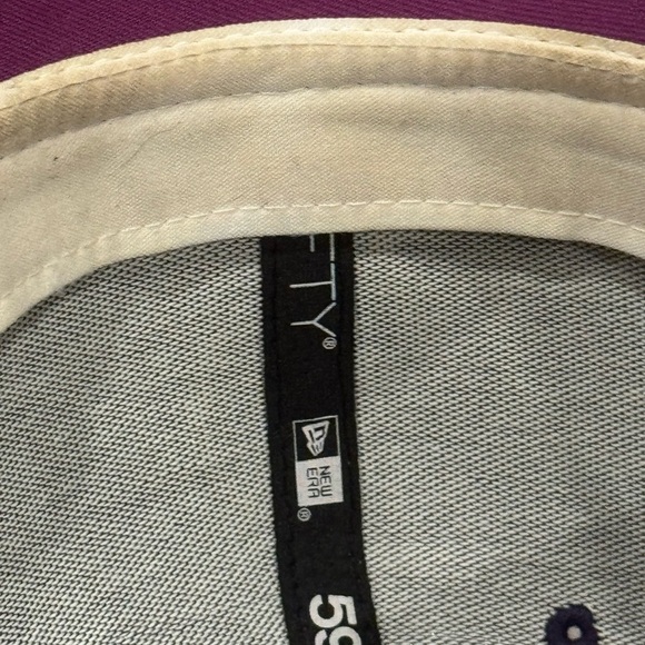 New Era Colorado Rockies Inaugural Year 1993 Fitted Hat Purple Black Gold EUC - Picture 8 of 8